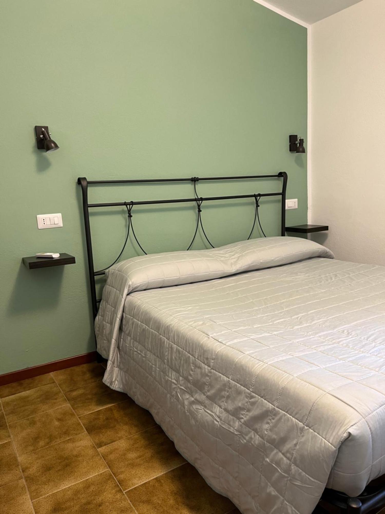 Bidd'E Majori Bed and Breakfast San Priamo Exteriör bild